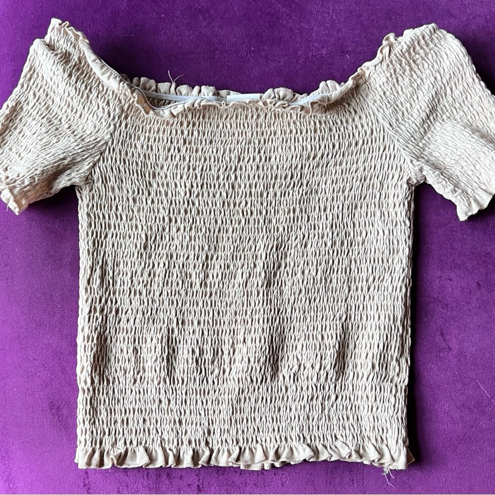 H & M stretchy top